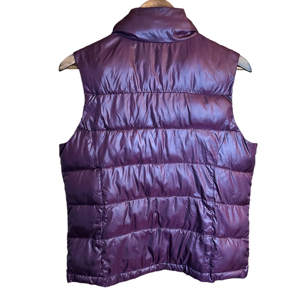 Victoria's Secret PINK Burgundy Puffer Vest size medium - Picture 2 of 8